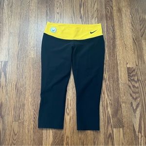 Pittsburgh Steelers Nike Dri-Fit Women’s Capri Leggings Size Medium